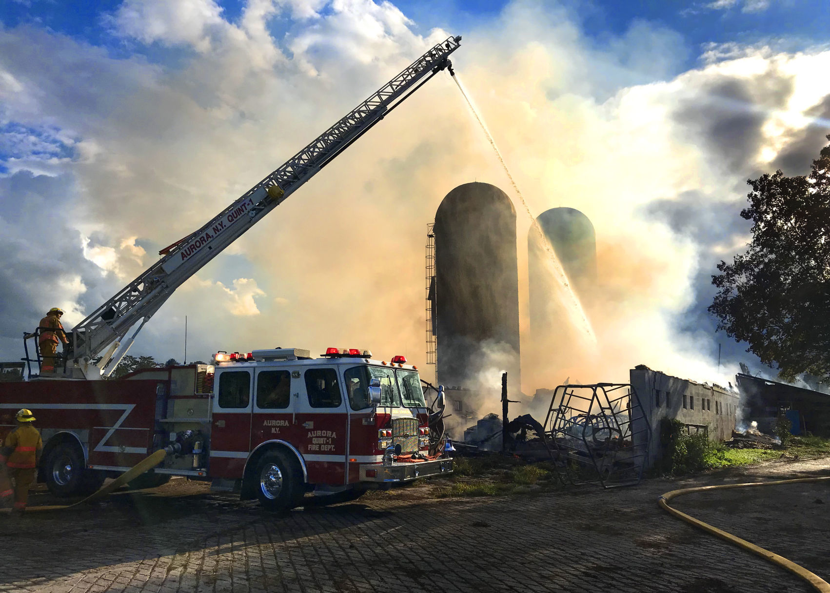 Barn Fire 1.JPG